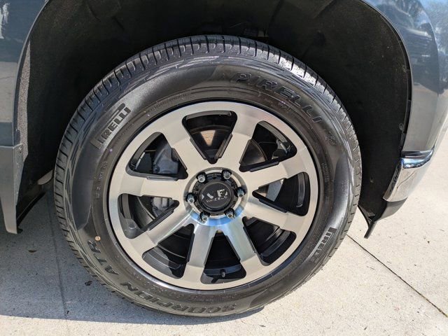 Used 2019 Chevrolet Silverado 1500 LT w/ All-Star Edition image 13