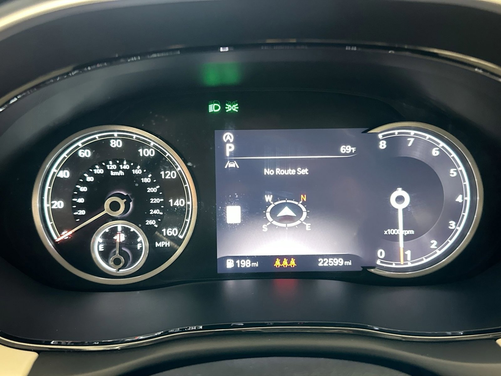 Used 2024 Genesis GV70 2.5T w/ Advanced Package image 21