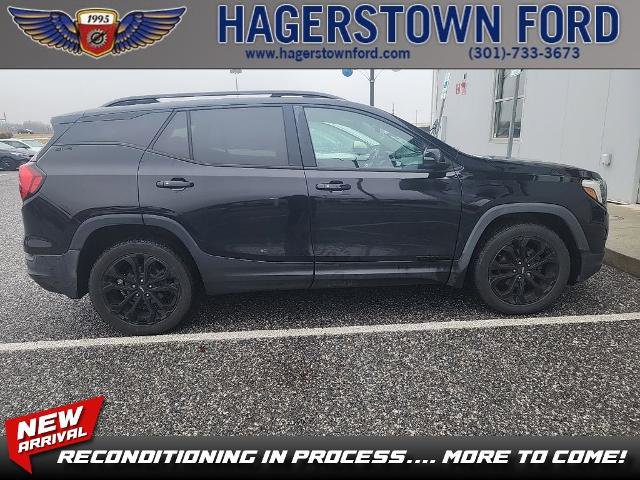 Used 2019 GMC Terrain SLE w/ Driver Convenience Package image 1