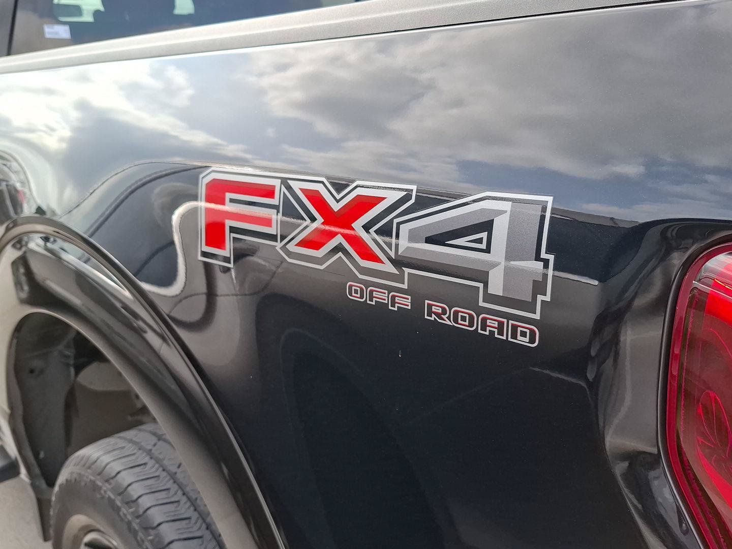 Certified 2022 Ford F150 XLT w/ Equipment Group 302A High AWD/4WD image 10
