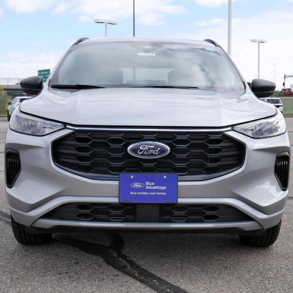 Certified 2024 Ford Escape ST-Line w/ Tech Pack #1 AWD/4WD image 14