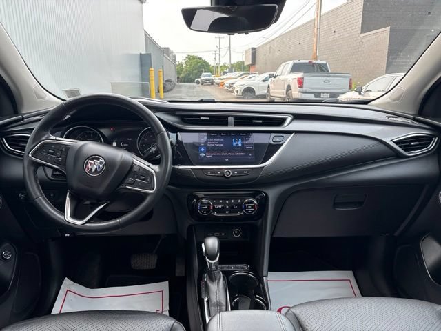 Used 2022 Buick Encore GX Essence w/ Advanced Technology Package AWD/4WD image 6