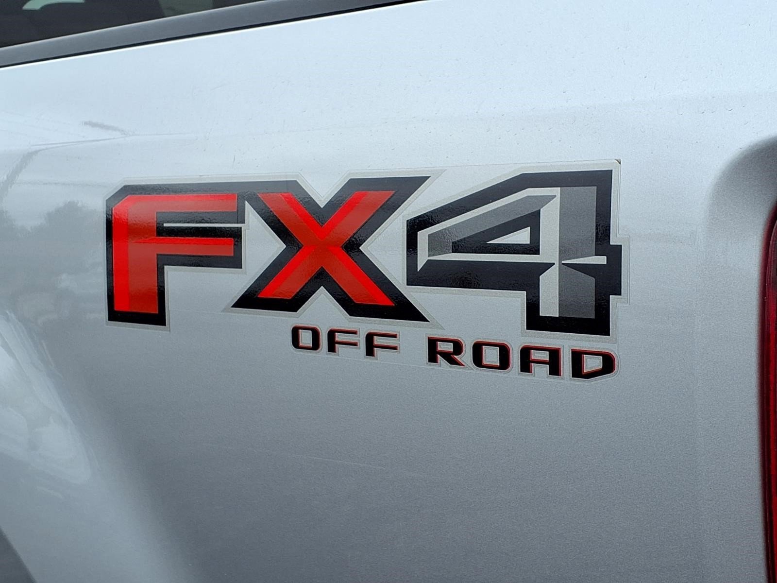 Certified 2021 Ford F350 XL w/ STX Appearance Package AWD/4WD image 9