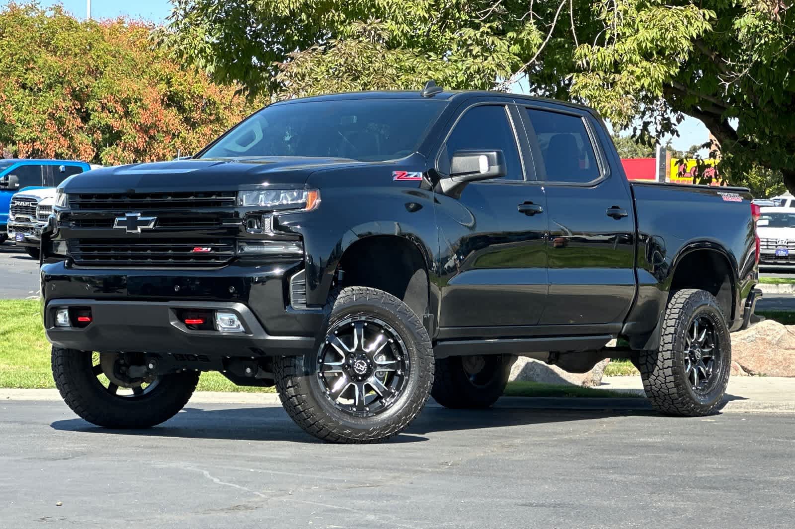 Used 2020 Chevrolet Silverado 1500 LT Trail Boss AWD/4WD image 1