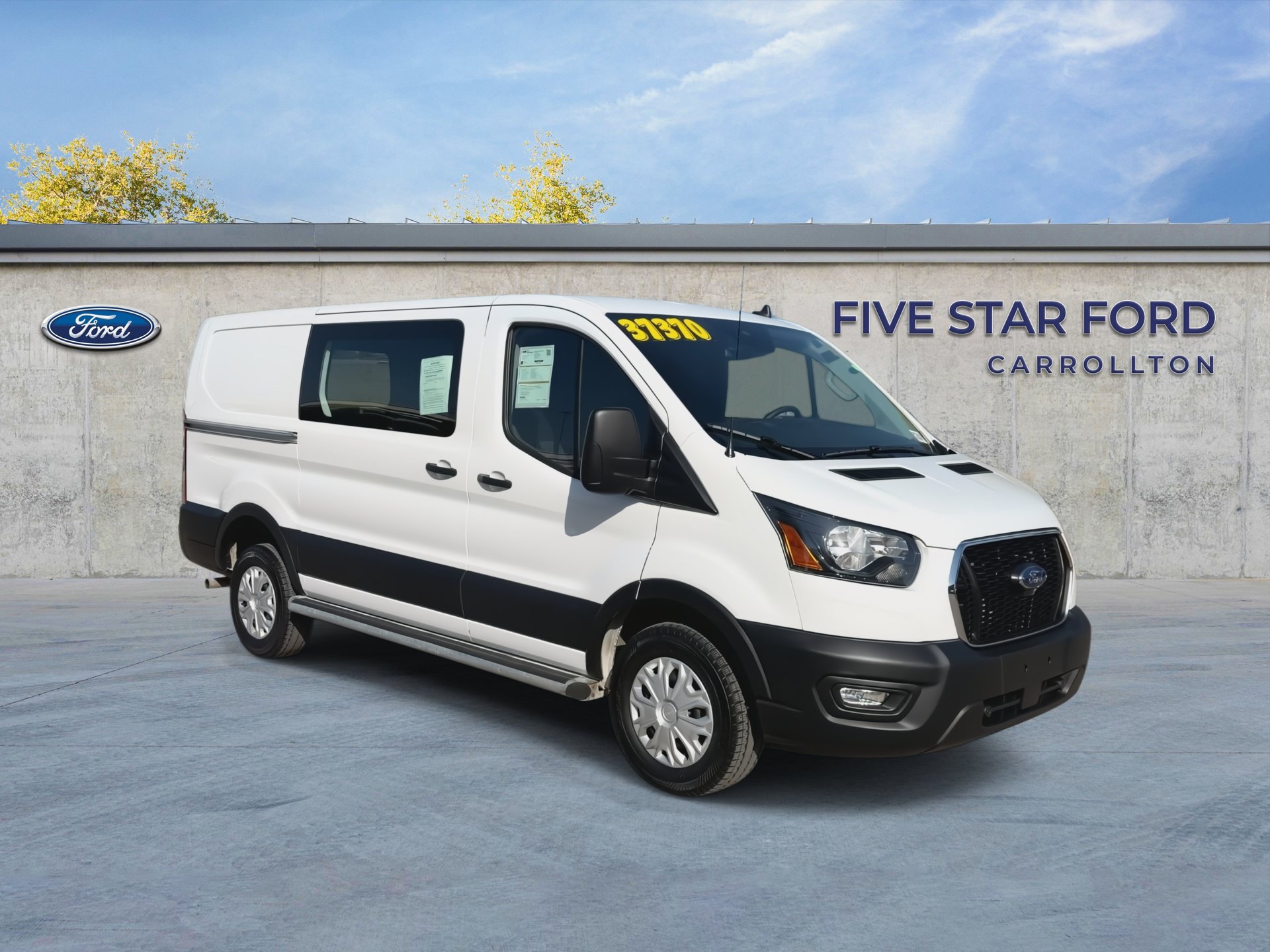 Certified 2025 Ford Transit 250 Low Roof w/ Exterior Upgrade Package RWD image 2
