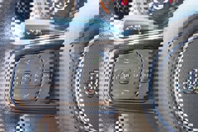 Used 2025 Jeep Gladiator Sport image 22