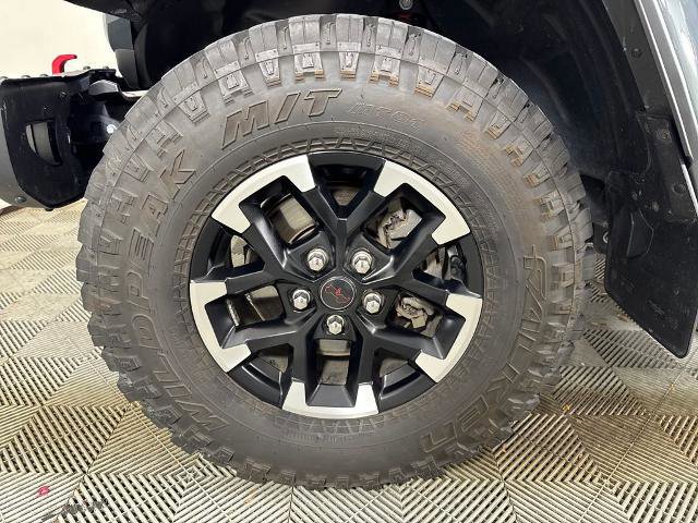 Used 2025 Jeep Gladiator Rubicon image 14