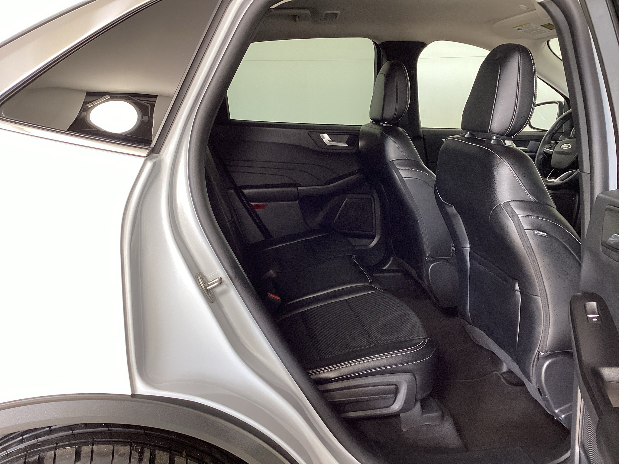 Certified 2025 Ford Escape Platinum AWD/4WD image 12