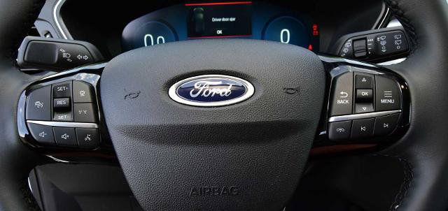 Certified 2023 Ford Escape Platinum AWD/4WD image 15