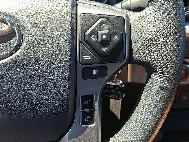 Used 2020 Toyota Tacoma SR5 AWD/4WD image 21