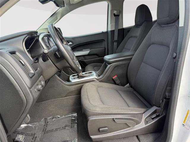 Used 2022 Chevrolet Colorado LT AWD/4WD image 14
