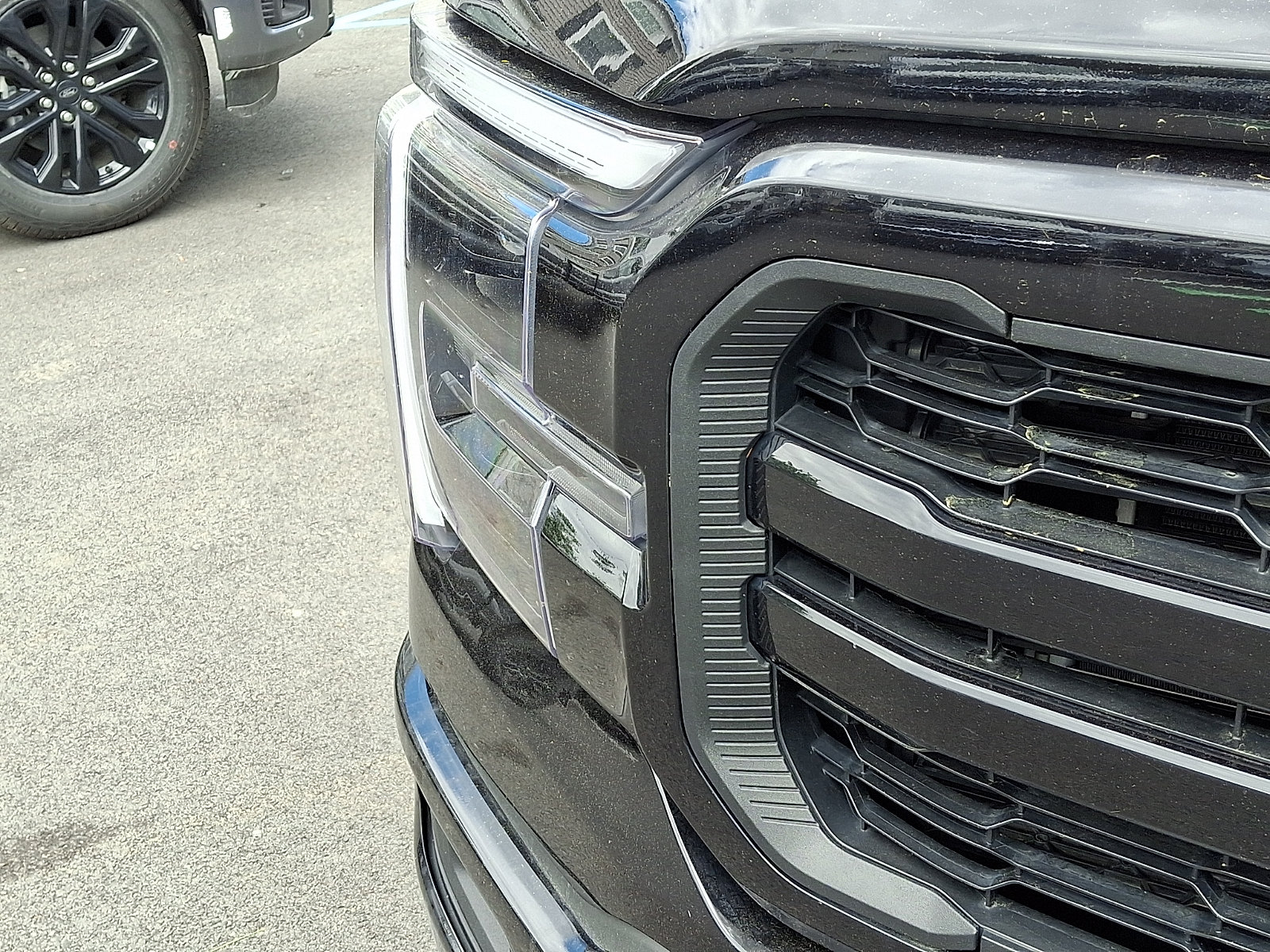 Certified 2025 Ford F150 Lariat w/ Equipment Group 501A Mid AWD/4WD image 10