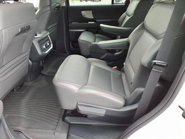 Certified 2025 Ford Expedition Active AWD/4WD image 10