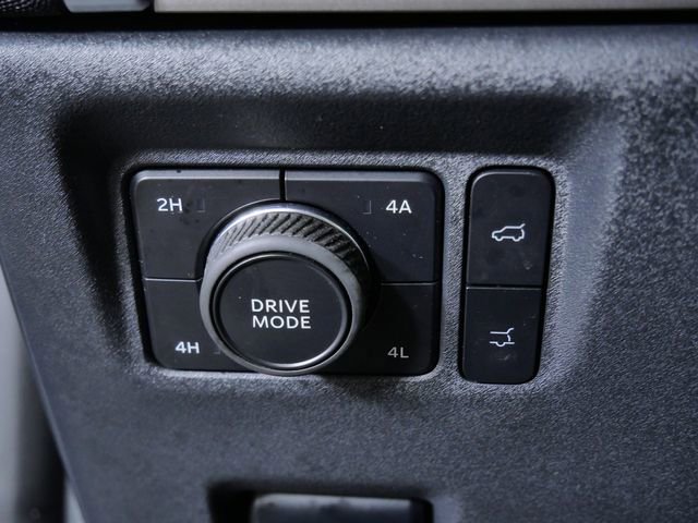 Certified 2025 Ford Expedition Active AWD/4WD image 34
