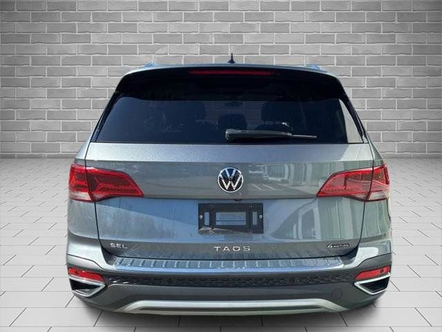 Used 2023 Volkswagen Taos SEL AWD/4WD image 4