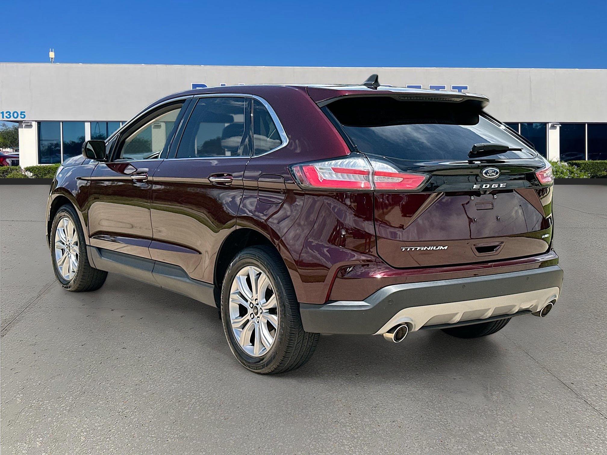 Certified 2024 Ford Edge Titanium AWD/4WD image 5