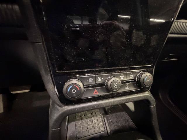 Certified 2025 Ford Ranger Lariat w/ Chrome Accent Package AWD/4WD image 15