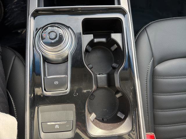 Certified 2019 Ford Edge SEL w/ Equipment Group 201A image 19