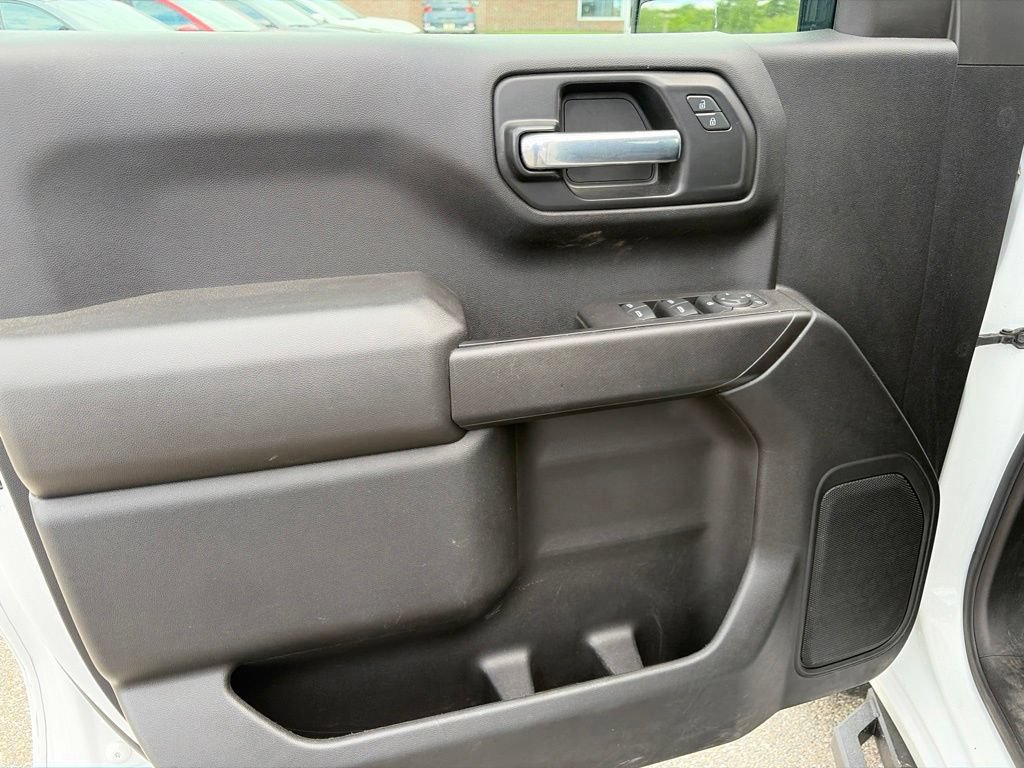 Used 2021 Chevrolet Silverado 1500 Custom Trail Boss AWD/4WD image 11