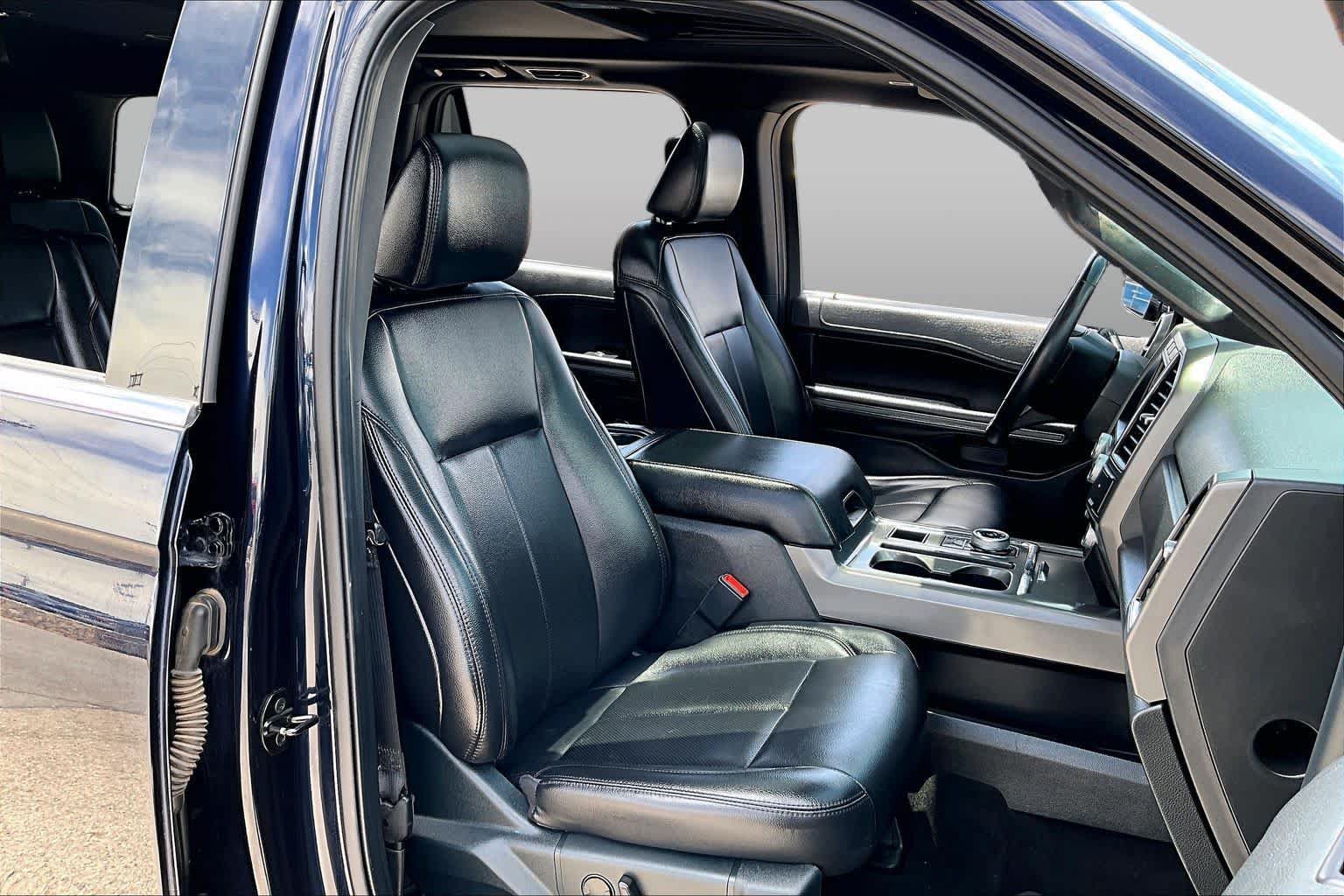 Certified 2021 Ford Expedition XLT RWD image 9
