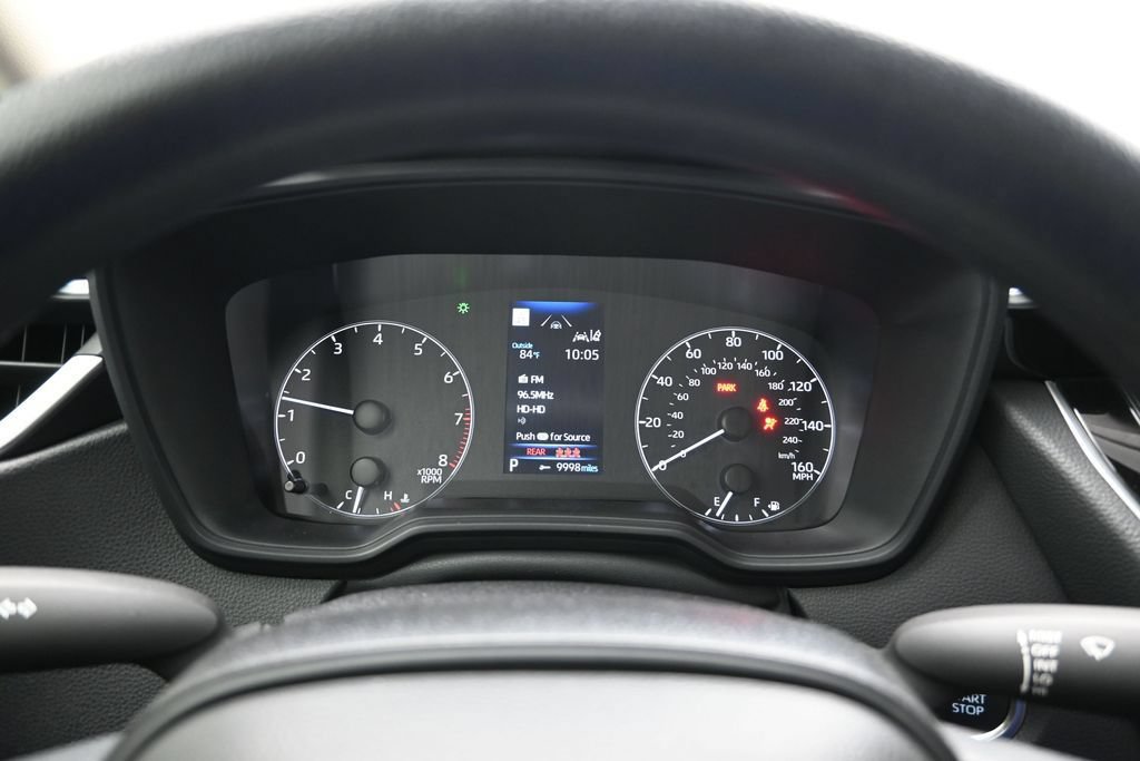 Used 2025 Toyota Corolla LE w/ LE Premium Package FWD image 18