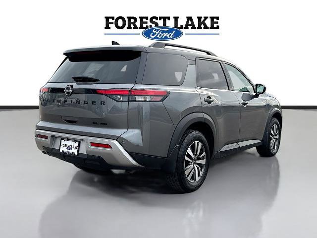 Used 2023 Nissan Pathfinder SL w/ Black Appearance Package AWD/4WD image 7