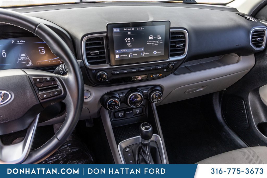 Used 2025 Hyundai Venue SEL FWD image 8