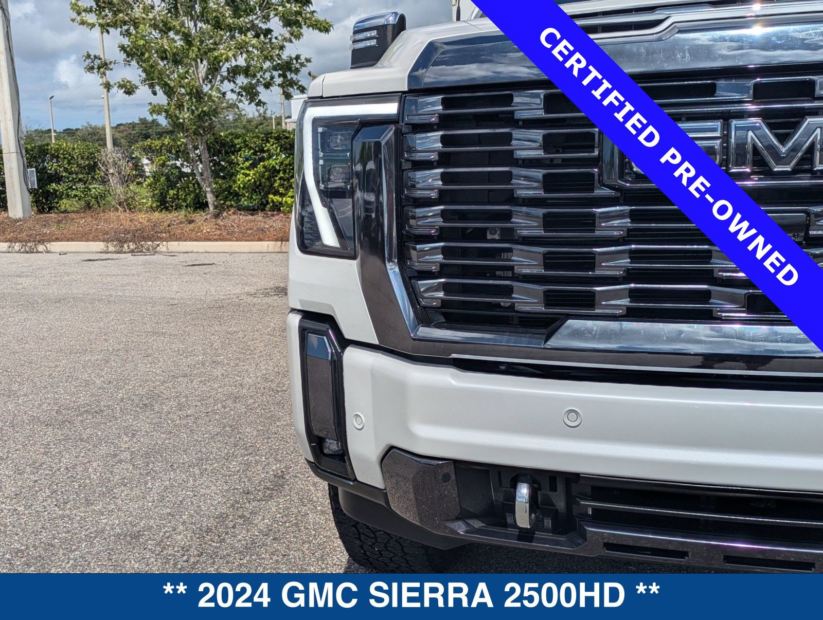 Used 2024 GMC Sierra 2500 Denali Ultimate AWD/4WD image 10