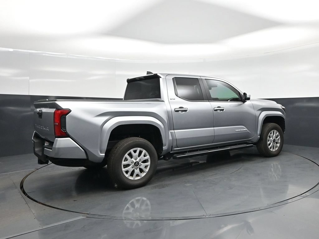 Used 2026 Toyota Tacoma SR5 RWD image 21