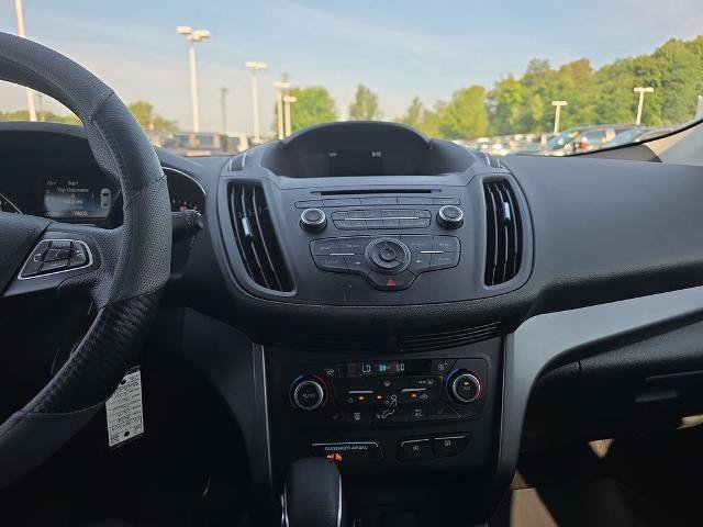 Certified 2018 Ford Escape SE AWD/4WD image 31