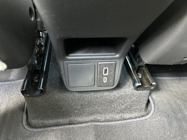 Used 2023 Buick Encore GX Preferred w/ Cold Weather Comfort Package FWD image 29