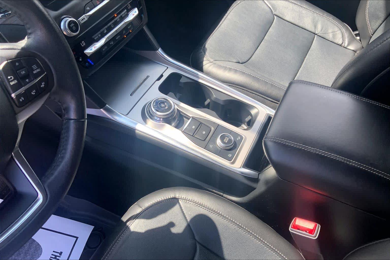 Certified 2020 Ford Explorer Limited AWD/4WD image 17
