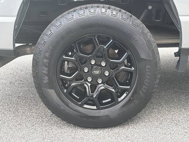 Certified 2024 Ford F150 XLT w/ Equipment Group 302A MID AWD/4WD image 19