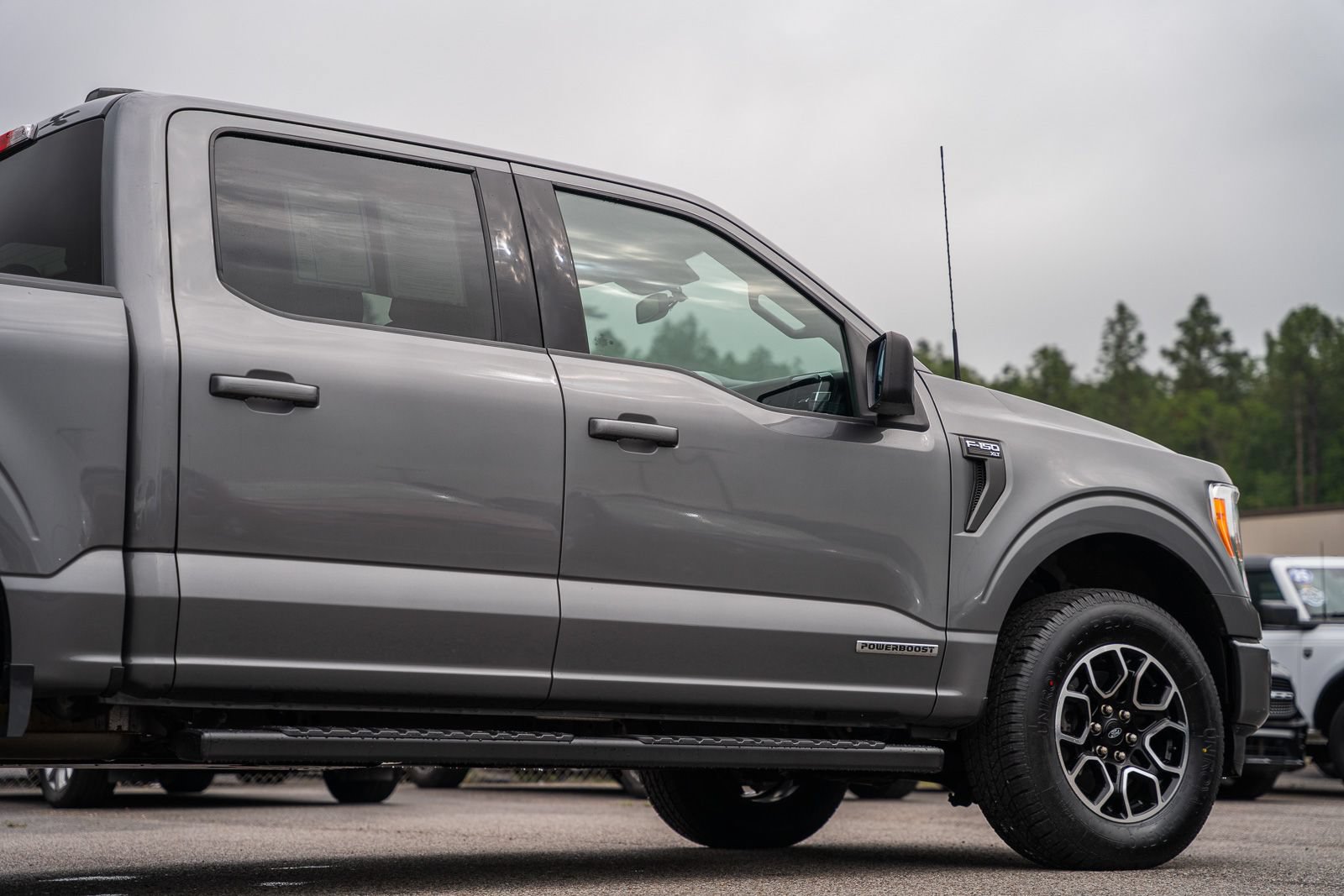 Certified 2022 Ford F150 XLT w/ Equipment Group 301A Mid AWD/4WD image 9