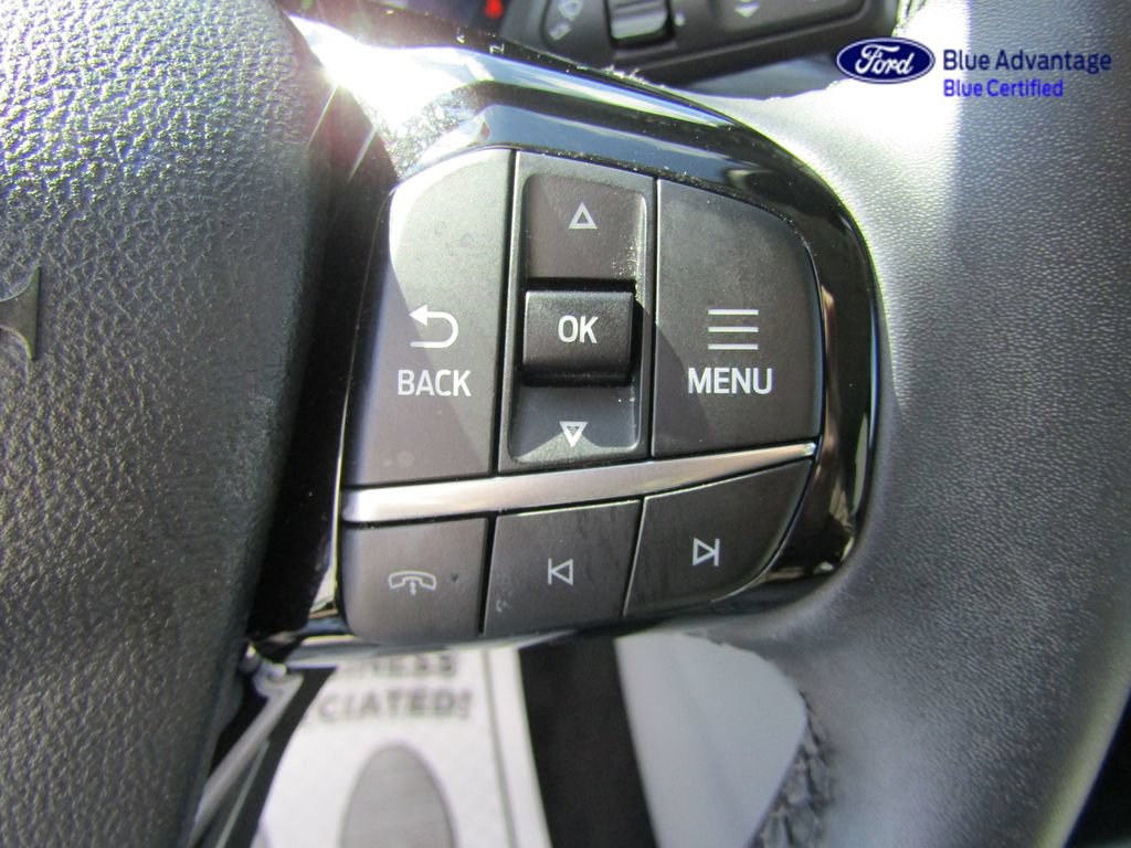 Certified 2025 Ford Escape Platinum w/ Premium Technology Package AWD/4WD image 26