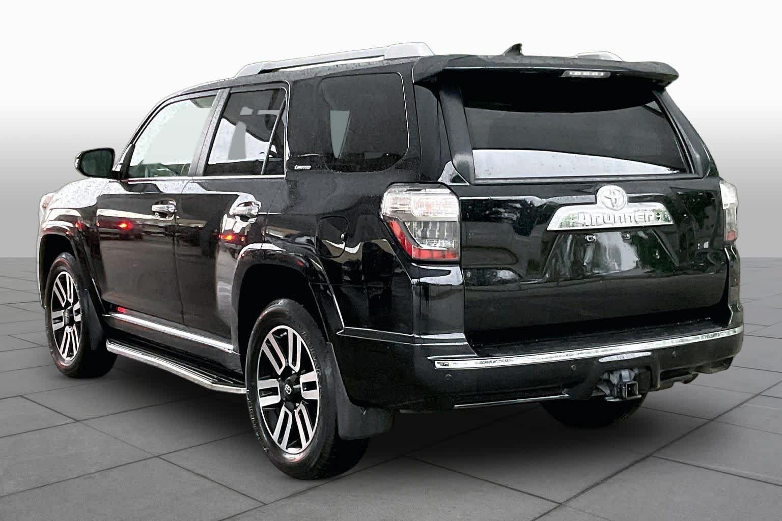 Used 2019 Toyota 4Runner Limited RWD image 12