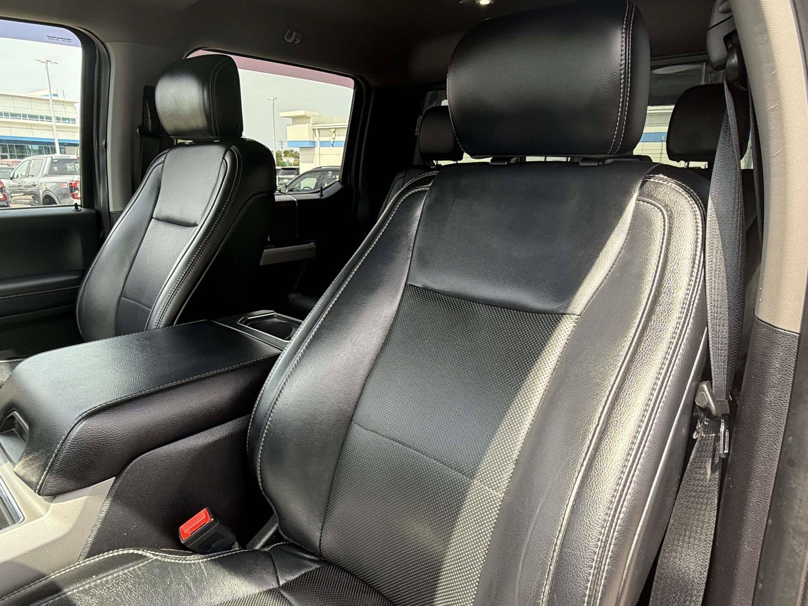 Certified 2019 Ford F250 Lariat w/ FX4 Off-Road Package AWD/4WD image 29