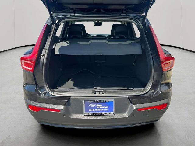Used 2024 Volvo XC40 B5 Core AWD/4WD image 14