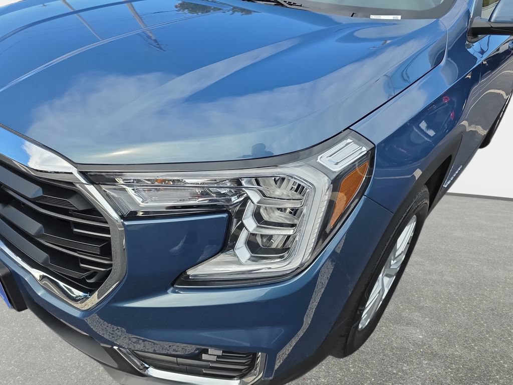 Used 2024 GMC Terrain SLE w/ Driver Convenience Package AWD/4WD image 24