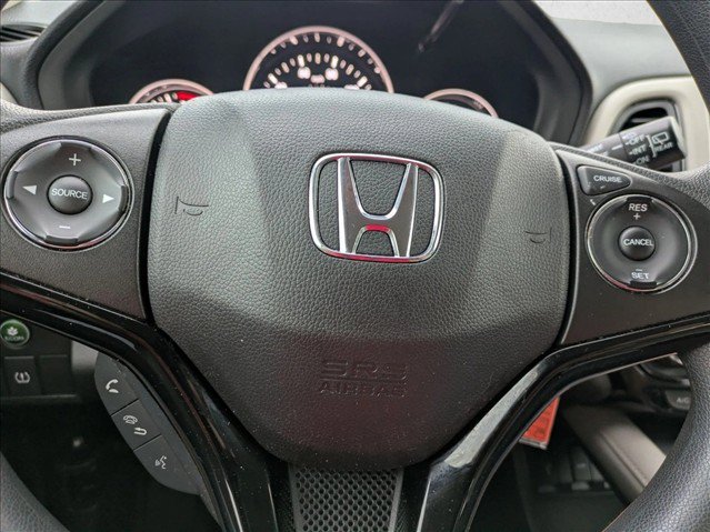 Used 2018 Honda HR-V LX image 14
