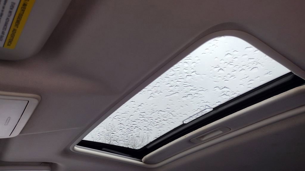 Certified 2018 Ford EcoSport SE image 18