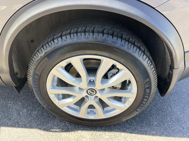 Used 2022 Nissan Rogue Sport SV w/ Technology Package image 11