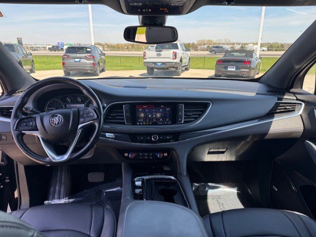 Used 2023 Buick Enclave Essence w/ Experience Buick Package AWD/4WD image 30