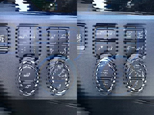 Used 2025 Chevrolet Silverado 1500 ZR2 w/ Technology Package image 21