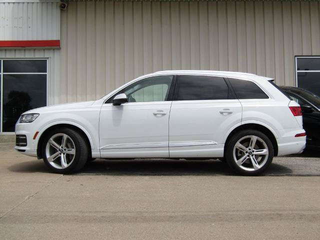 Used 2019 Audi Q7 3.0T Prestige AWD/4WD image 11