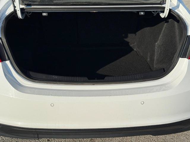 Used 2025 Chevrolet Malibu LT FWD image 6
