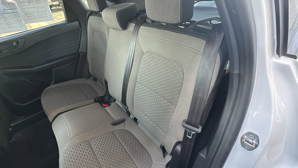 Certified 2022 Ford Escape SE image 23