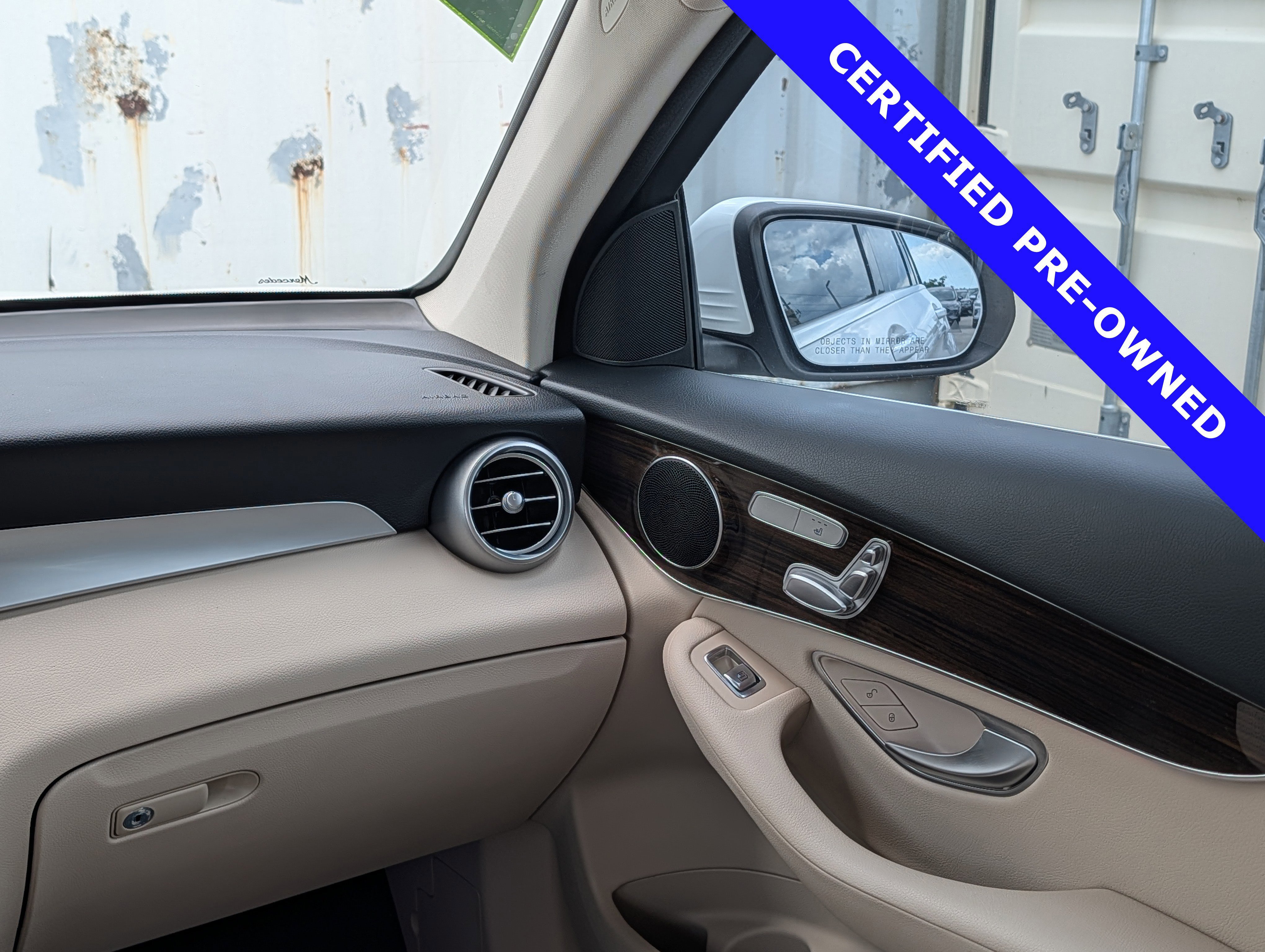 Used 2022 Mercedes-Benz GLC 300 image 18