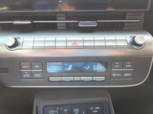 Used 2024 Hyundai Kona SEL w/ Convenience Package FWD image 40