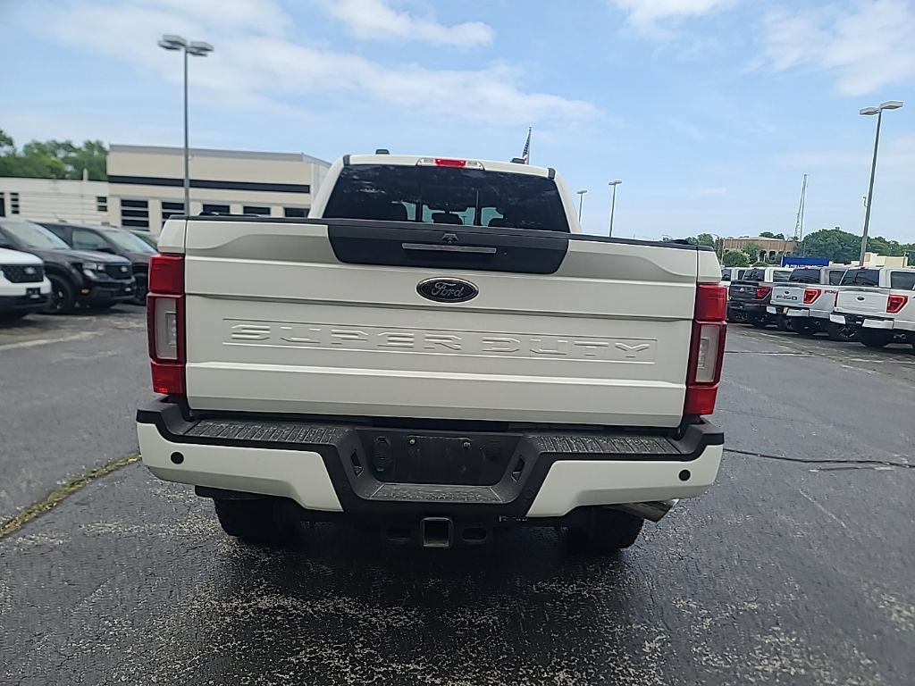 Certified 2022 Ford F350 Lariat w/ Tremor Off-Road Package AWD/4WD image 5